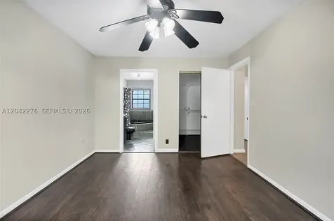681 Thornridge Avenue Davie FL 33325