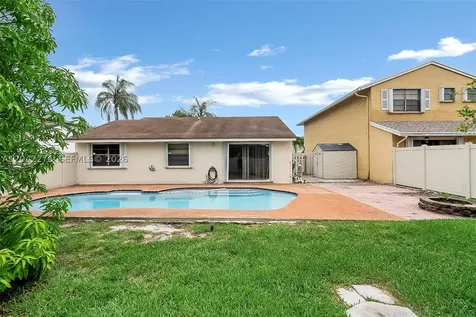 681 Thornridge Avenue Davie FL 33325
