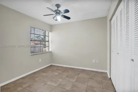 681 Thornridge Avenue Davie FL 33325