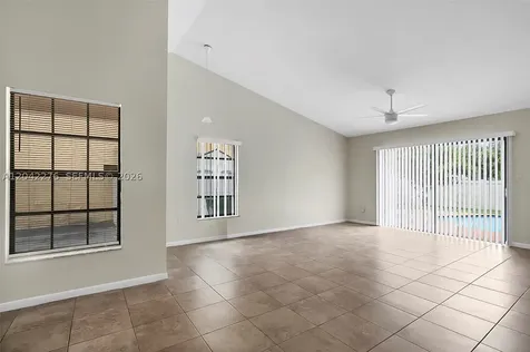681 Thornridge Avenue Davie FL 33325