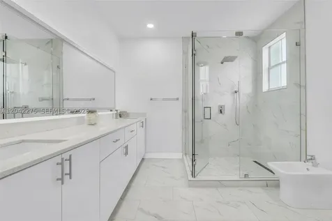 5570 NW 107th Avenue Doral FL 33178