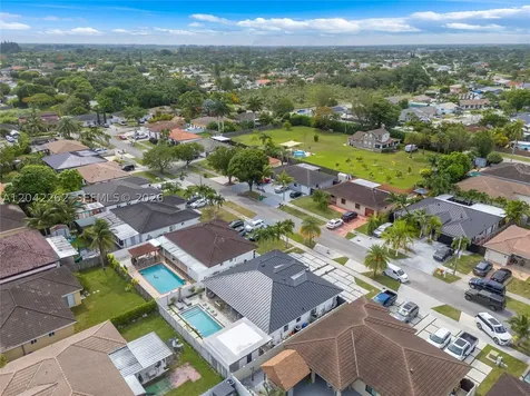 12772 SW 209th Street Miami FL 33177