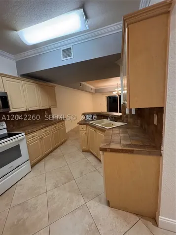 8810 W Flagler Street Miami FL 33174