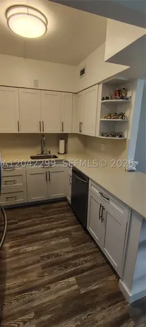 7441 Wayne Avenue Miami Beach FL 33141