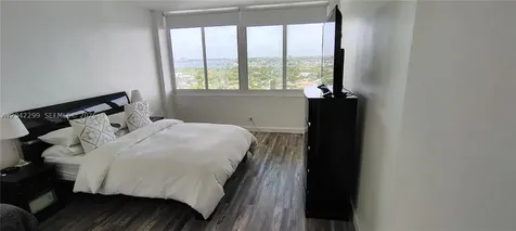 7441 Wayne Avenue Miami Beach FL 33141