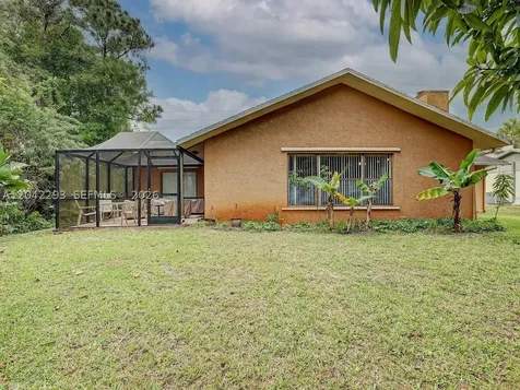 1925 SE Floresta Drive Port St. Lucie FL 34983