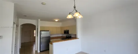 10949 SW 181 Te Miami FL 33157