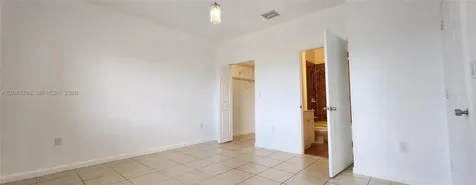 10949 SW 181 Te Miami FL 33157
