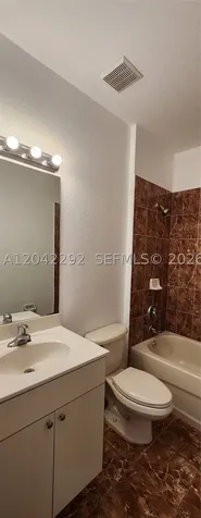 10949 SW 181 Te Miami FL 33157