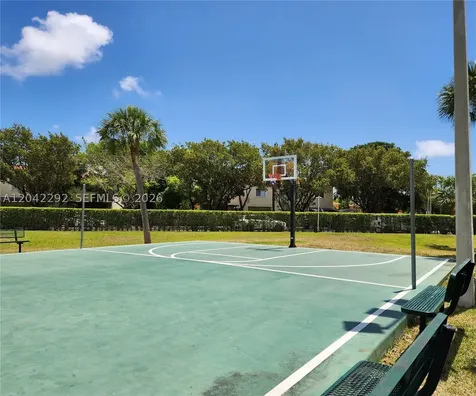 10949 SW 181 Te Miami FL 33157