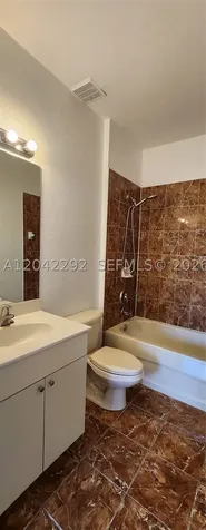 10949 SW 181 Te Miami FL 33157