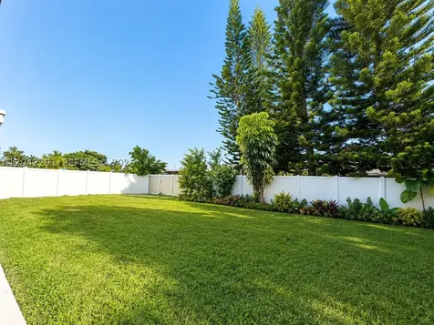 9602 NW 80th Place Tamarac FL 33321