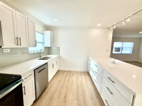9602 NW 80th Place Tamarac FL 33321