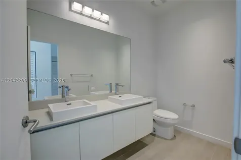 1600 SW 1st Avenue Miami FL 33129