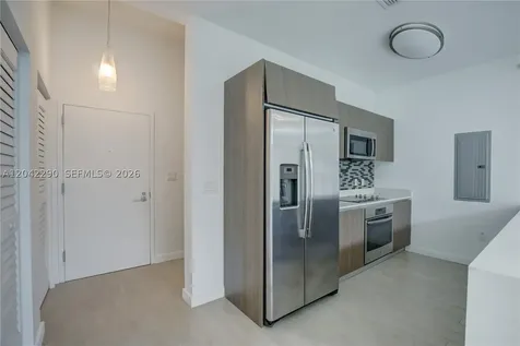 1600 SW 1st Avenue Miami FL 33129
