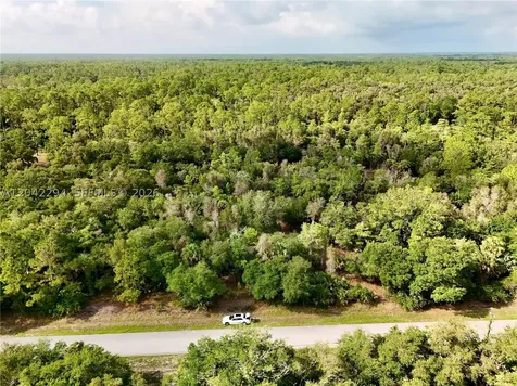 280 35th Avenue NW Naples FL 34120