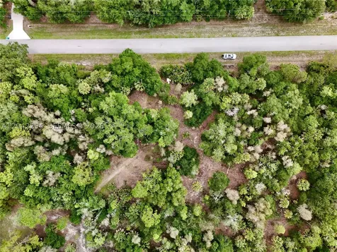 280 35th Avenue NW Naples FL 34120