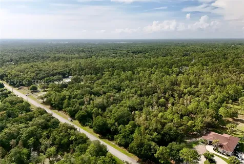 280 35th Avenue NW Naples FL 34120