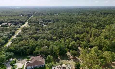 280 35th Avenue NW Naples FL 34120