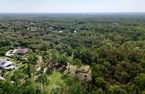 280 35th Avenue NW Naples FL 34120