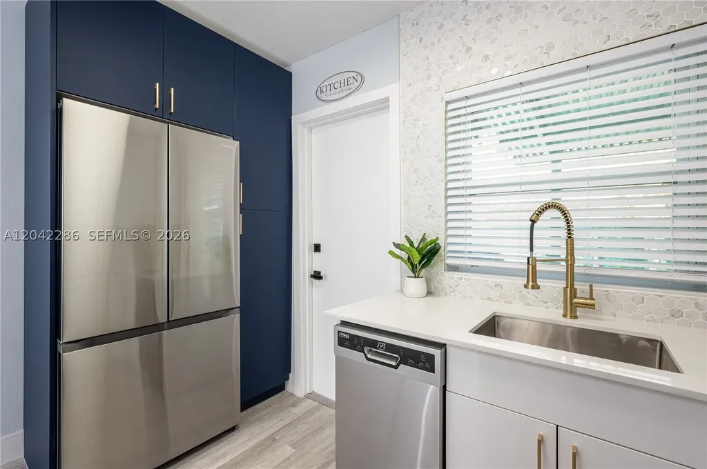 1236 NE 16 Avenue Fort Lauderdale FL 33304
