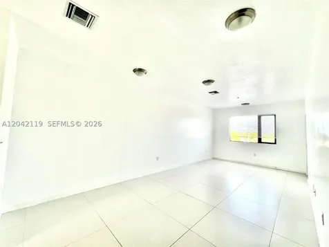 440 E 27th Street Hialeah FL 33013