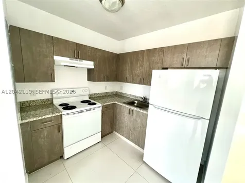440 E 27th Street Hialeah FL 33013