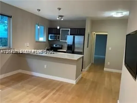 7171 Bay Drive Miami Beach FL 33141