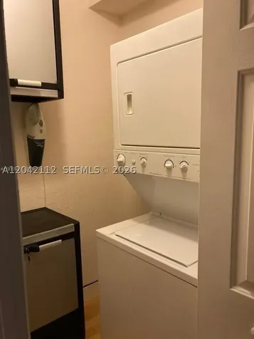 7171 Bay Drive Miami Beach FL 33141