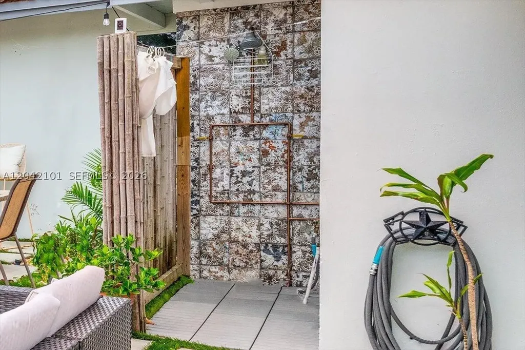 1521 SW 5th Court Fort Lauderdale FL 33312