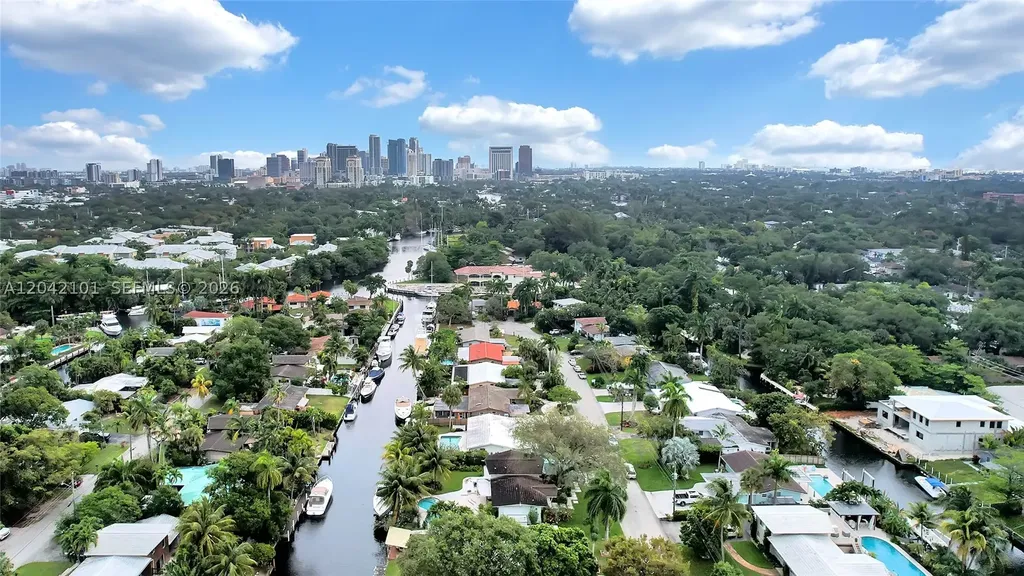 1521 SW 5th Court Fort Lauderdale FL 33312
