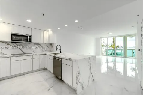 7914 Harbor Island Drive North Bay Village FL 33141