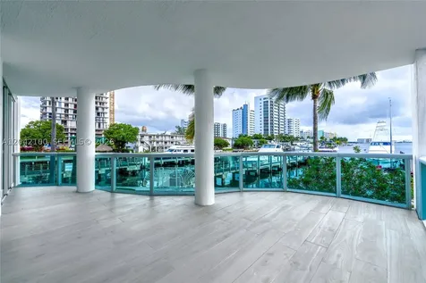 7914 Harbor Island Drive North Bay Village FL 33141