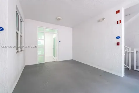 7914 Harbor Island Drive North Bay Village FL 33141
