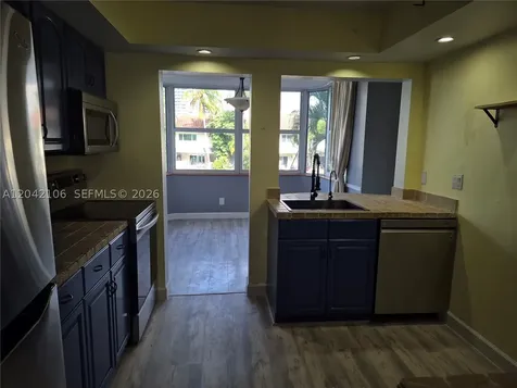 16565 NE 26th Avenue North Miami Beach FL 33160