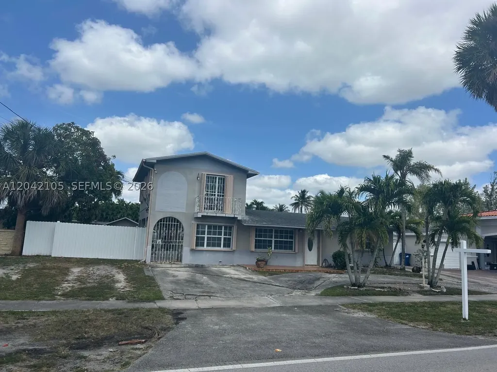 17045 NW 78th Avenue Hialeah FL 33015