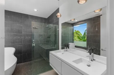 41 NE 24th Street Wilton Manors FL 33305