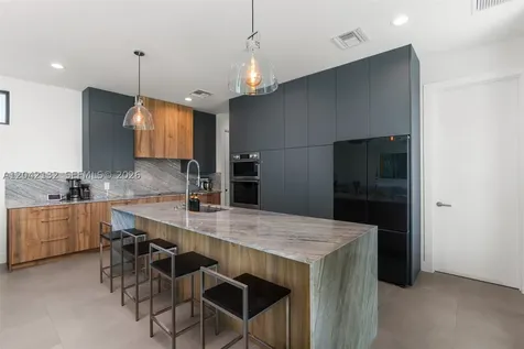 41 NE 24th Street Wilton Manors FL 33305