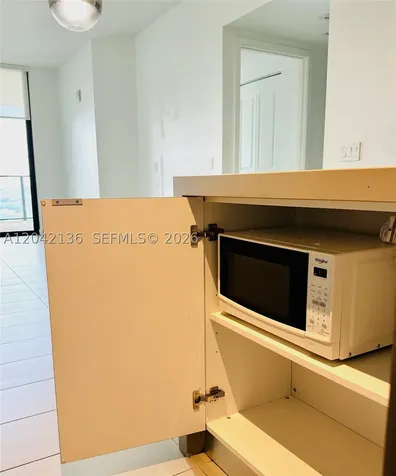 1600 NE 1 Miami FL 33132