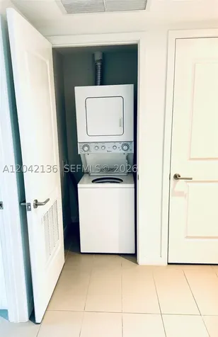 1600 NE 1 Miami FL 33132