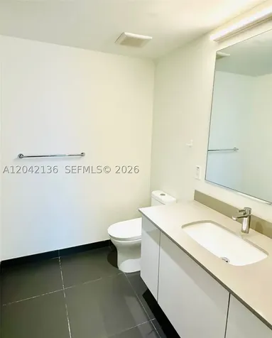 1600 NE 1 Miami FL 33132