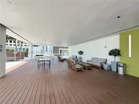 55 SE 6th Street Miami FL 33131