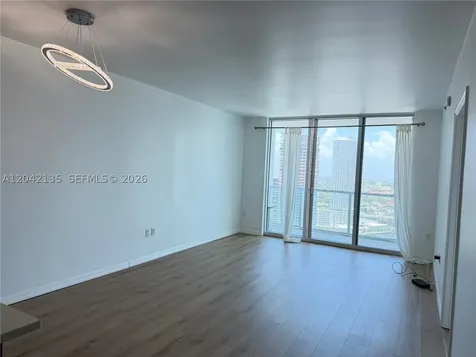 55 SE 6th Street Miami FL 33131