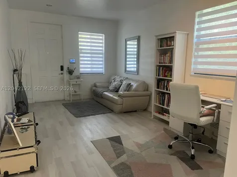 8985 NW 98th Avenue Doral FL 33178