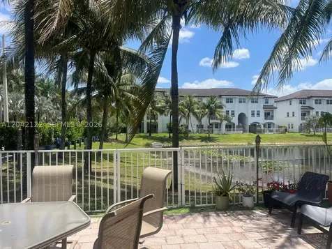 8985 NW 98th Avenue Doral FL 33178