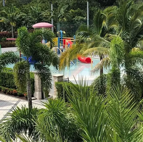 8985 NW 98th Avenue Doral FL 33178