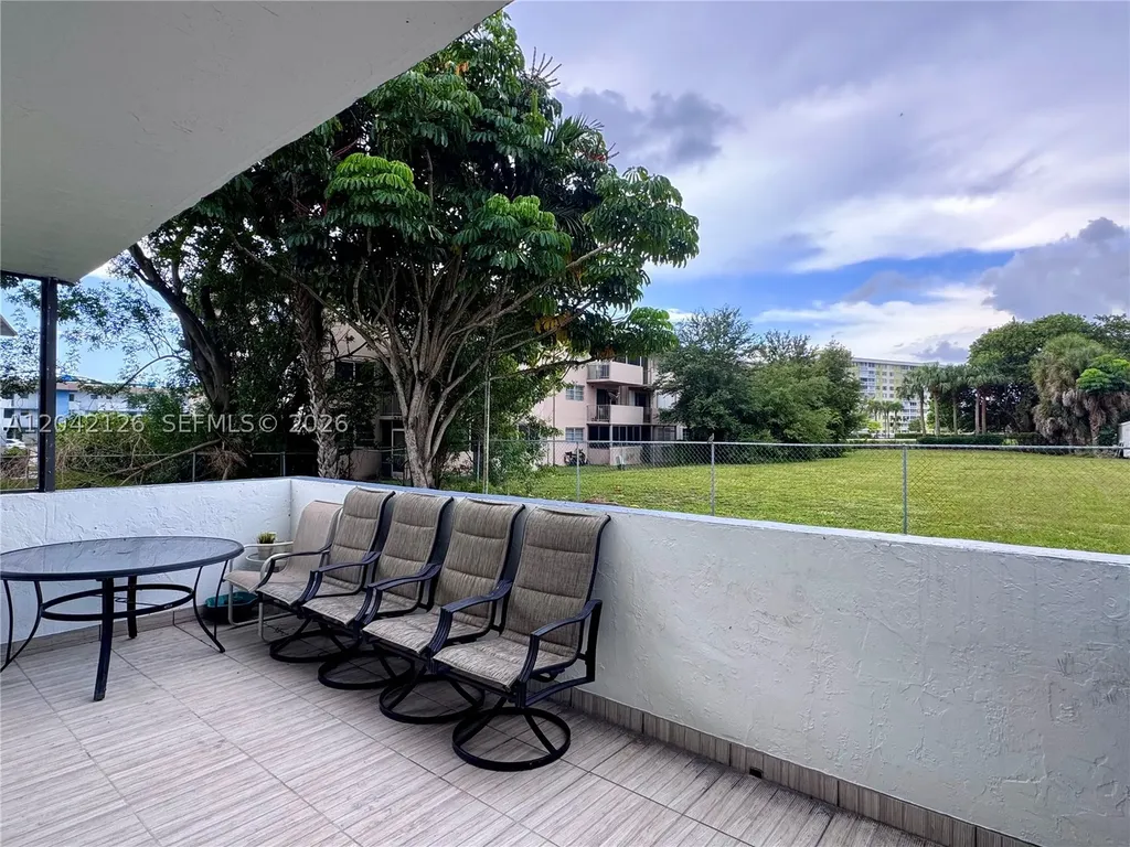 919 Hillcrest Drive Hollywood FL 33021