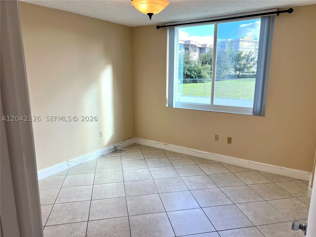 919 Hillcrest Drive Hollywood FL 33021