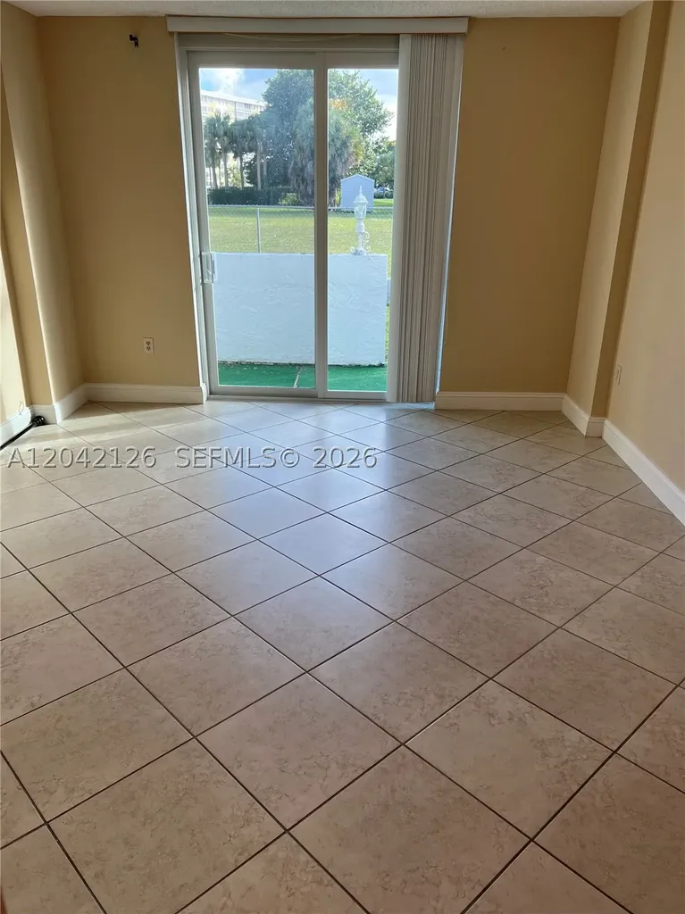 919 Hillcrest Drive Hollywood FL 33021