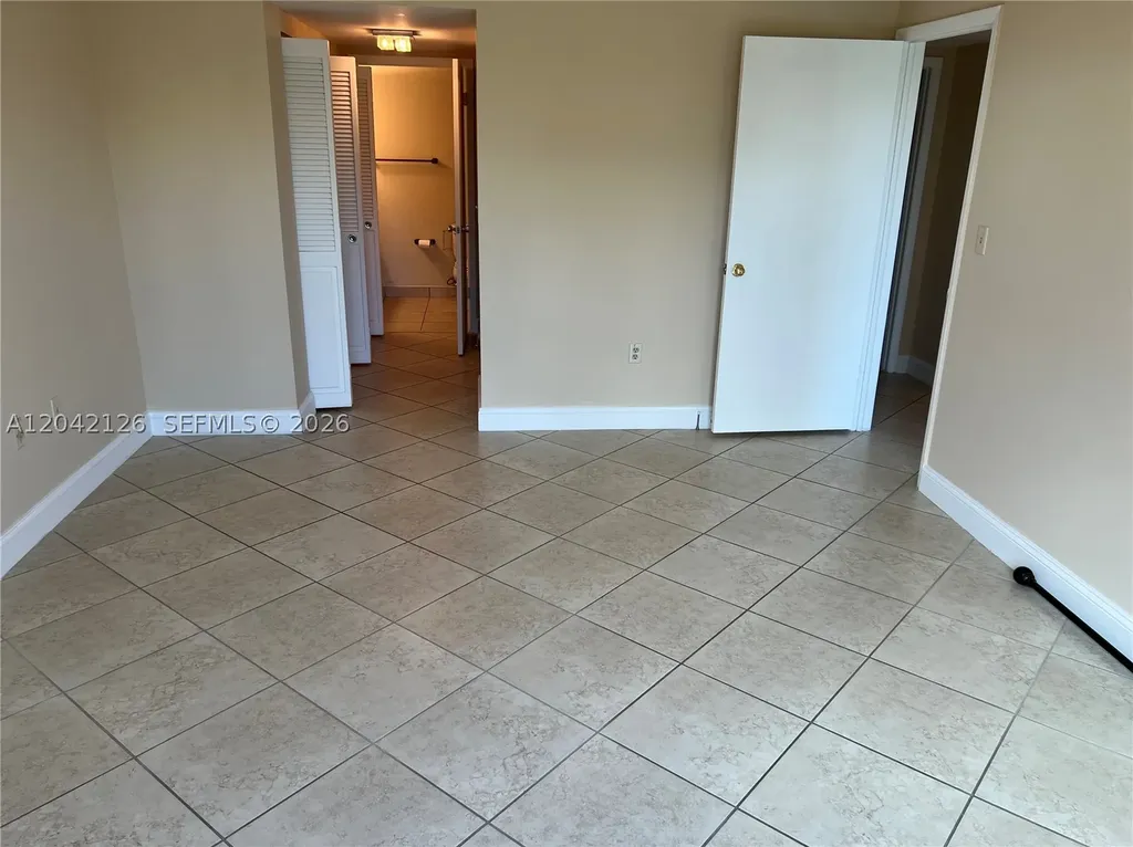 919 Hillcrest Drive Hollywood FL 33021